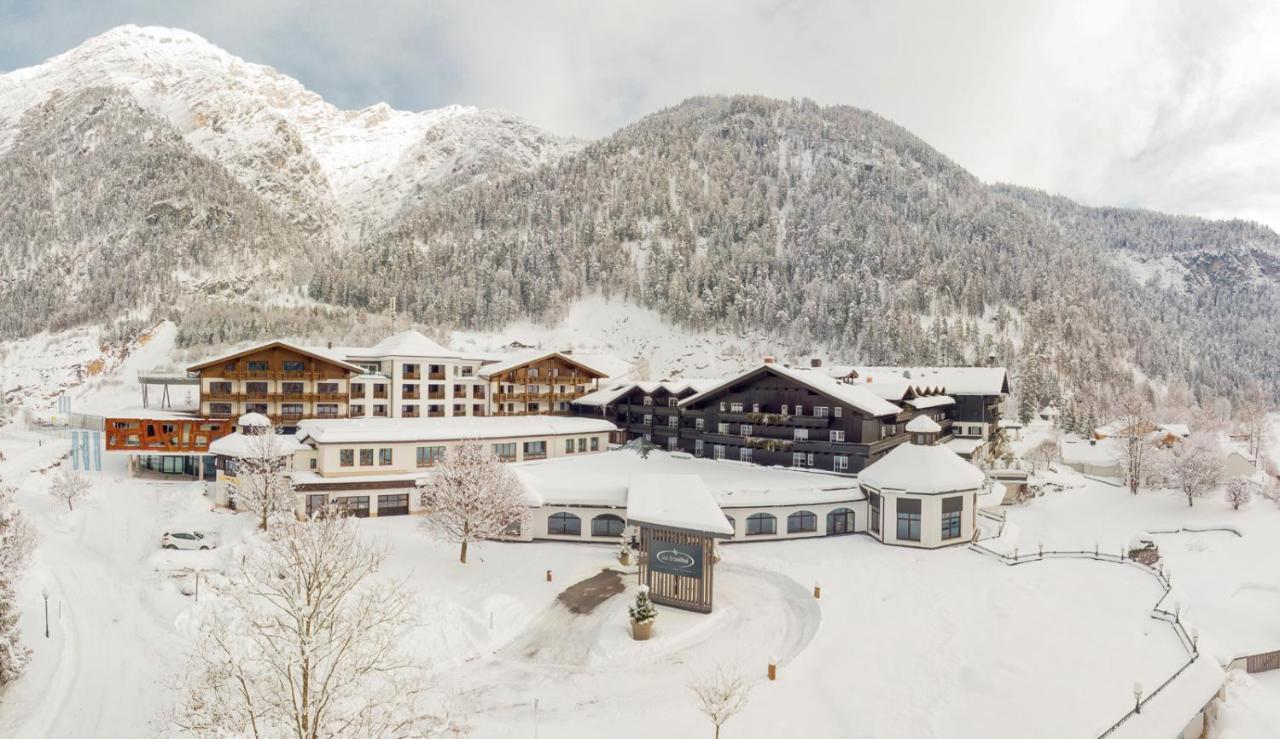 Hotel Gut Brandlhof 萨菲登安斯泰内嫩米尔 外观 照片