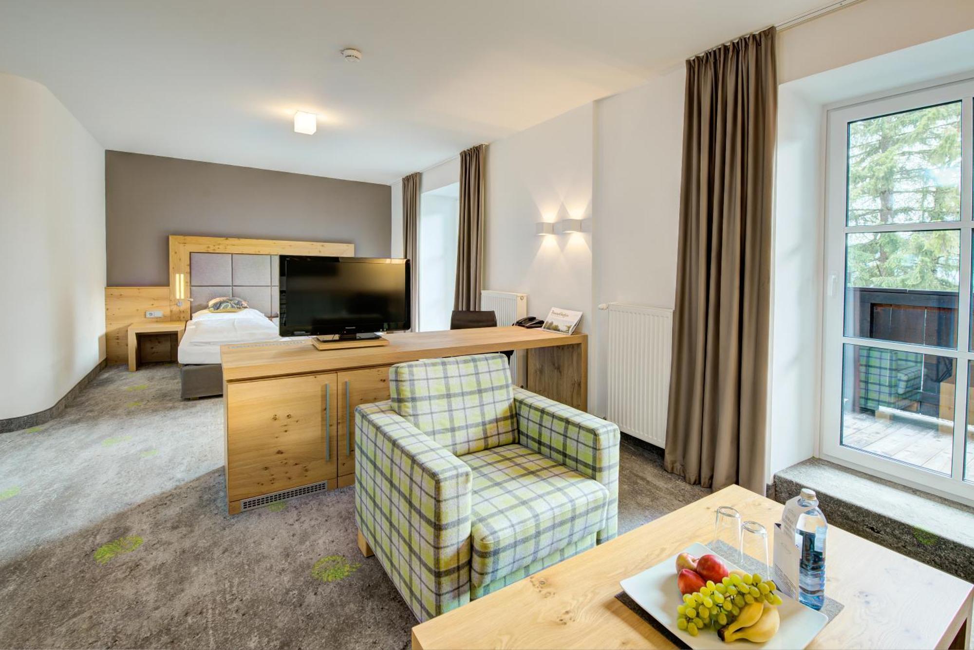 Hotel Gut Brandlhof 萨菲登安斯泰内嫩米尔 外观 照片